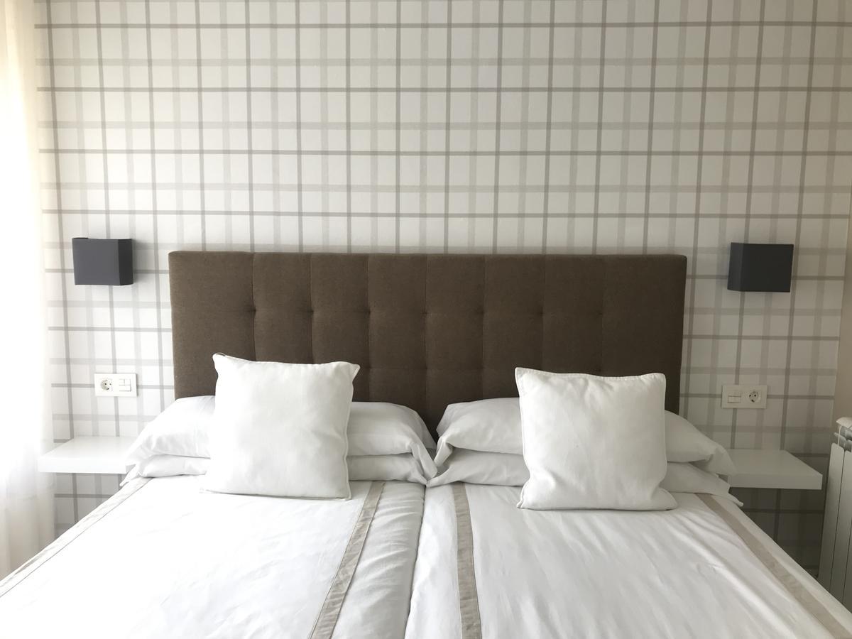 Apartamentos Las Vegas Ribadesella Eksteriør billede